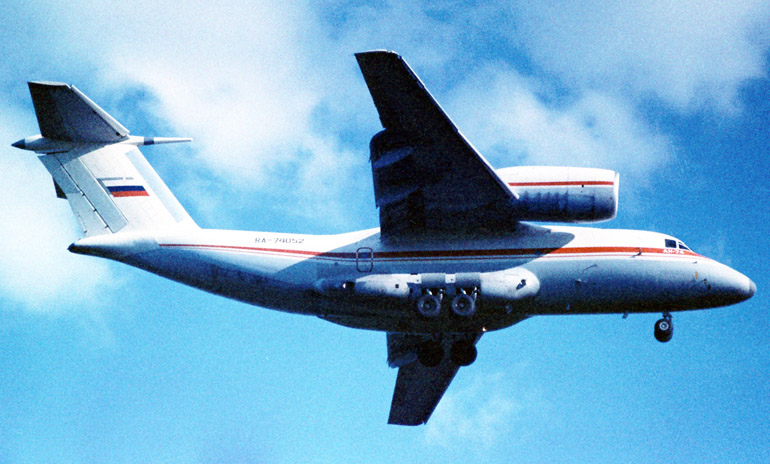 Самолет Ан-74  Кликни по фотографии, 
чтобы увеличить до размера 1024 х 683.
Click to picture for enlarge before size 1024 x 683.