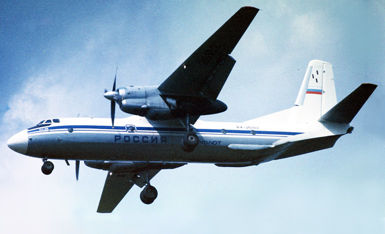 Самолет Ан-26  Кликни по фотографии, 
чтобы увеличить до размера 1024 х 683.
Click to picture for enlarge before size 1024 x 683.
