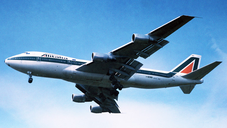 Самолет B747-200  Кликни по фотографии, 
чтобы увеличить до размера 1024 х 683.
Click to picture for enlarge before size 1024 x 683.