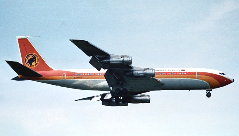 Самолет B707-320C