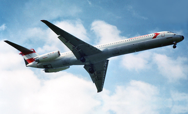 Самолет MD-81  Кликни по фотографии, 
чтобы увеличить до размера 1024 х 683.
Click to picture for enlarge before size 1024 x 683.