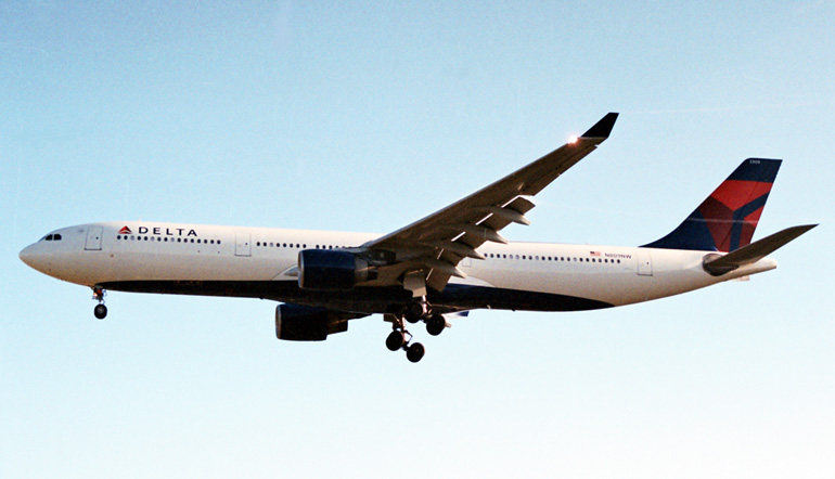A330-300 Кликни по фотографии, 
чтобы увеличить до размера 1024 х 683.
Click to picture for enlarge before size 1024 x 683. 