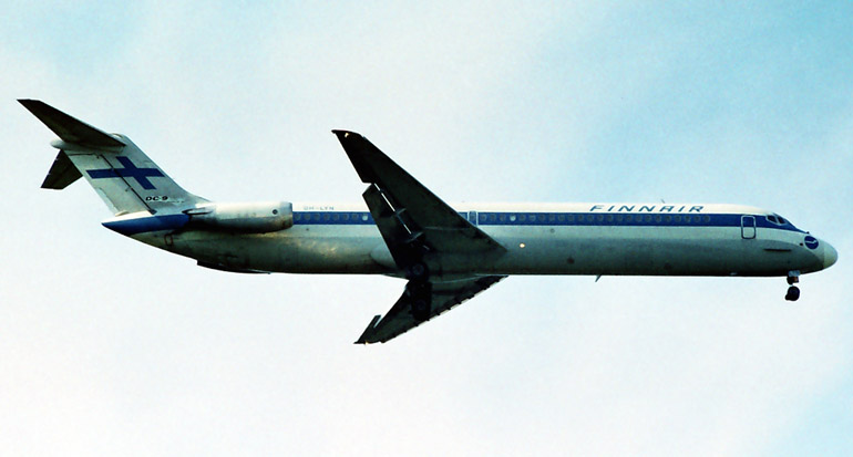 Самолет DC-9 Super 80  Кликни по фотографии, 
чтобы увеличить до размера 1024 х 683.
Click to picture for enlarge before size 1024 x 683.
