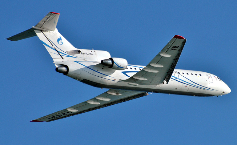 Самолет Як-42Д  Кликни по фотографии, 
чтобы увеличить до размера 1024 х 683.
Click to picture for enlarge before size 1024 x 683.
