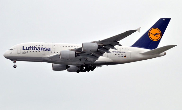 Самолет A380-800 Кликни по фотографии, 
чтобы увеличить до размера 1024 х 683.
Click to picture for enlarge before size 1024 x 683.