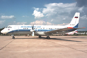 Самолет Ил-114