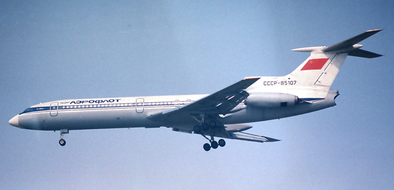 Самолет Ту-154Б-1  Кликни по фотографии, 
чтобы увеличить до размера 1024 х 683.
Click to picture for enlarge before size 1024 x 683.