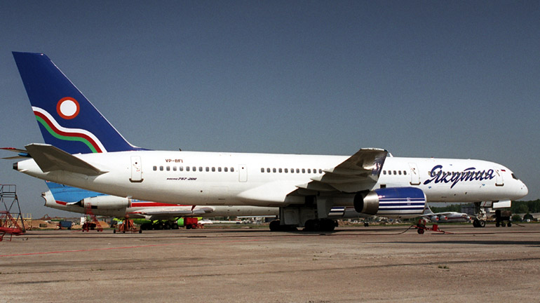 Самолет B757-200. Кликни по фотографии, 
чтобы увеличить до размера 1024 х 683.
Click to picture for enlarge before size 1024 x 683.