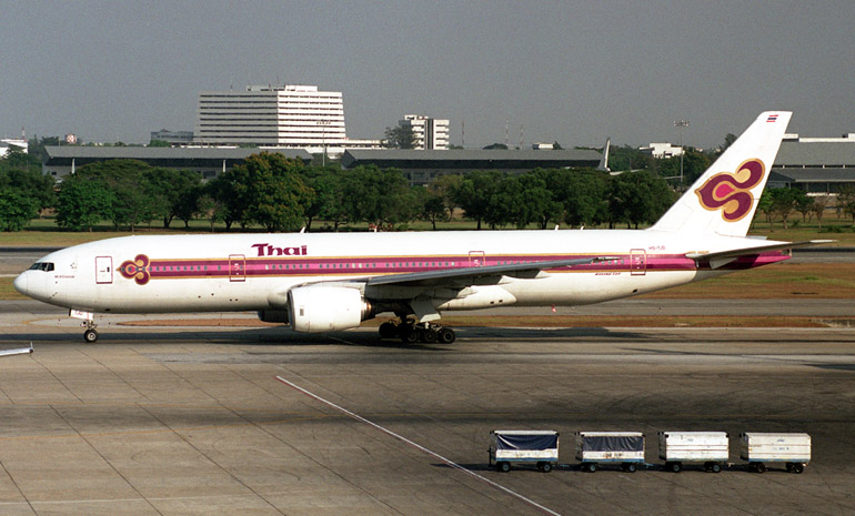 Самолет B777-200  Кликни по фотографии, 
чтобы увеличить до размера 1024 х 683.
Click to picture for enlarge before size 1024 x 683.